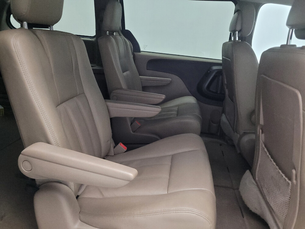 2015 Chrysler Town & Country in Conyers, GA 30094 - 18091526 19