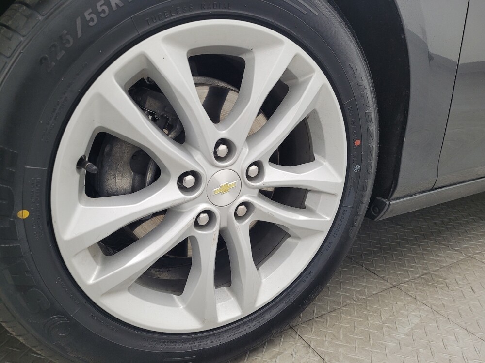 2016 Chevrolet Malibu in Hialeah, FL 33014 - 18091528 31