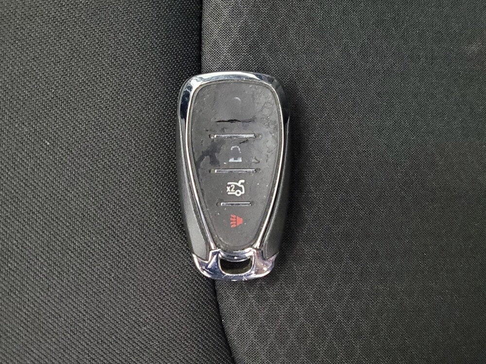 2016 Chevrolet Malibu in Hialeah, FL 33014 - 18091528 32