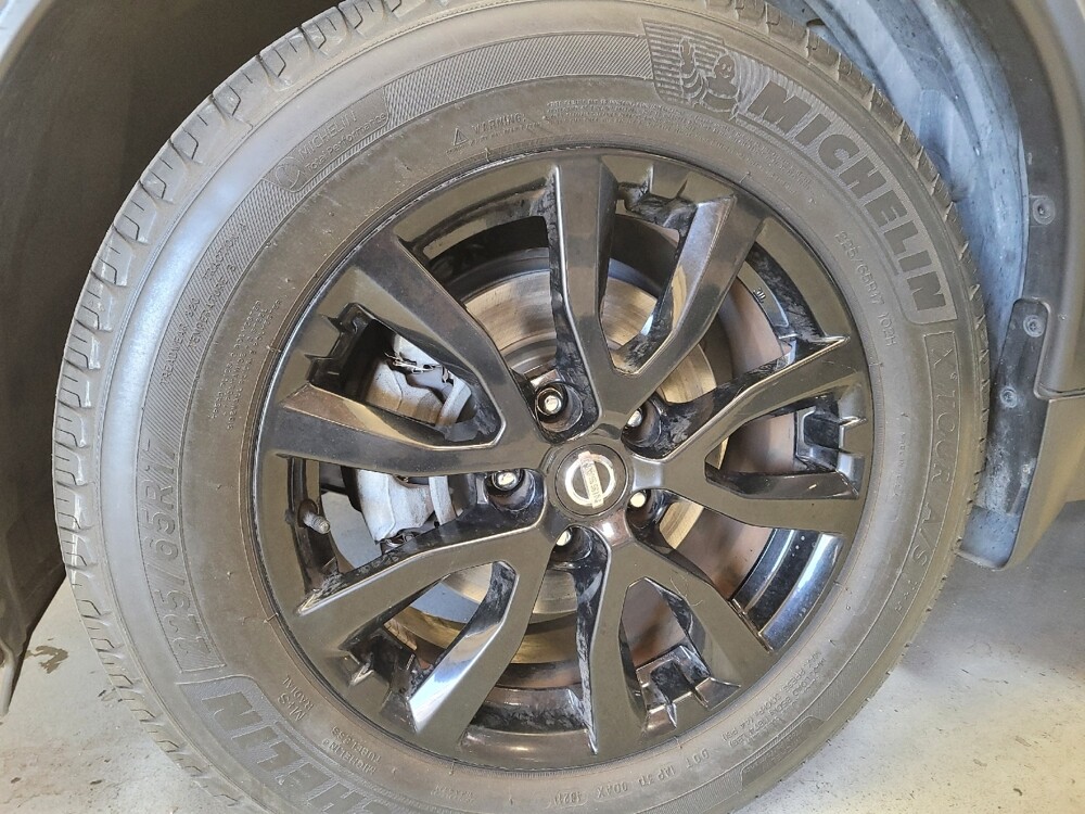 2017 Nissan Rogue in Torrance, CA 90504 - 18091530 31