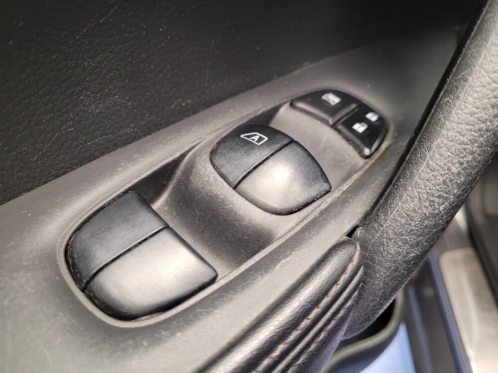 2017 Nissan Rogue in Torrance, CA 90504 - 18091530 27