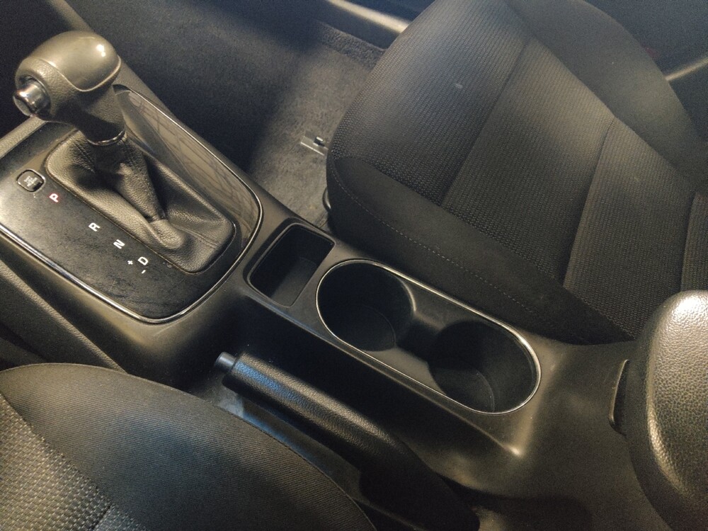 2017 Kia Forte in Morrow, GA 30260 - 18091537 26