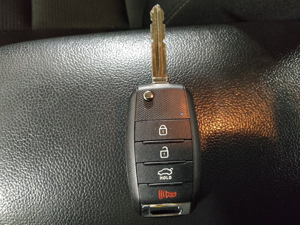 2017 Kia Forte in Morrow, GA 30260 - 18091537 32