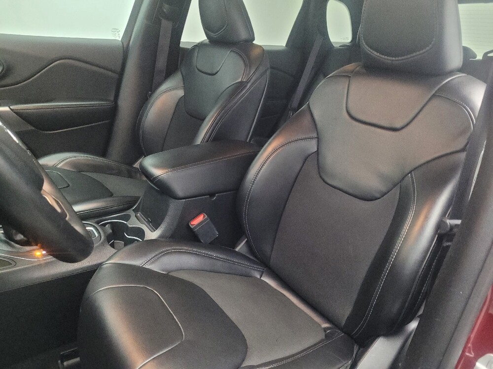 2019 Jeep Cherokee in Morrow, GA 30260 - 18091538 17