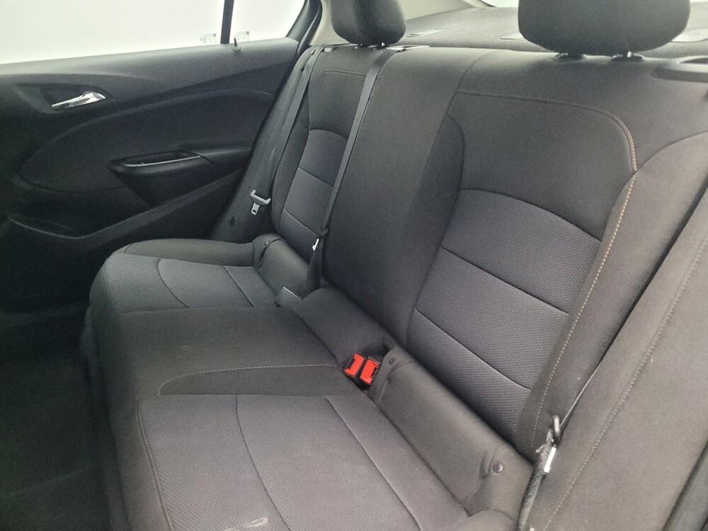 2018 Chevrolet Cruze in Chattanooga, TN 37421 - 18091539 18