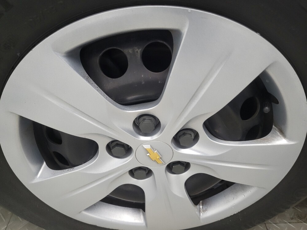 2018 Chevrolet Cruze in Chattanooga, TN 37421 - 18091539 31