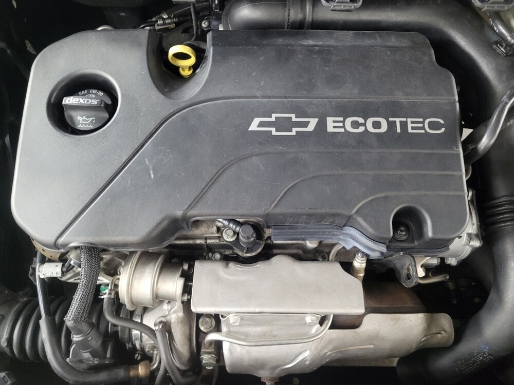 2018 Chevrolet Cruze in Chattanooga, TN 37421 - 18091539 30