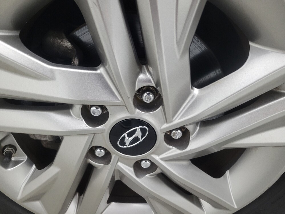 2020 Hyundai Elantra in Conyers, GA 30094 - 18091544 31