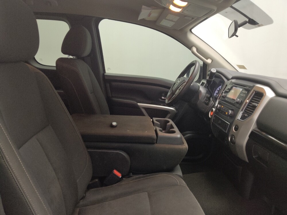 2017 Nissan Titan in Macon, GA 31210 - 18091546 21