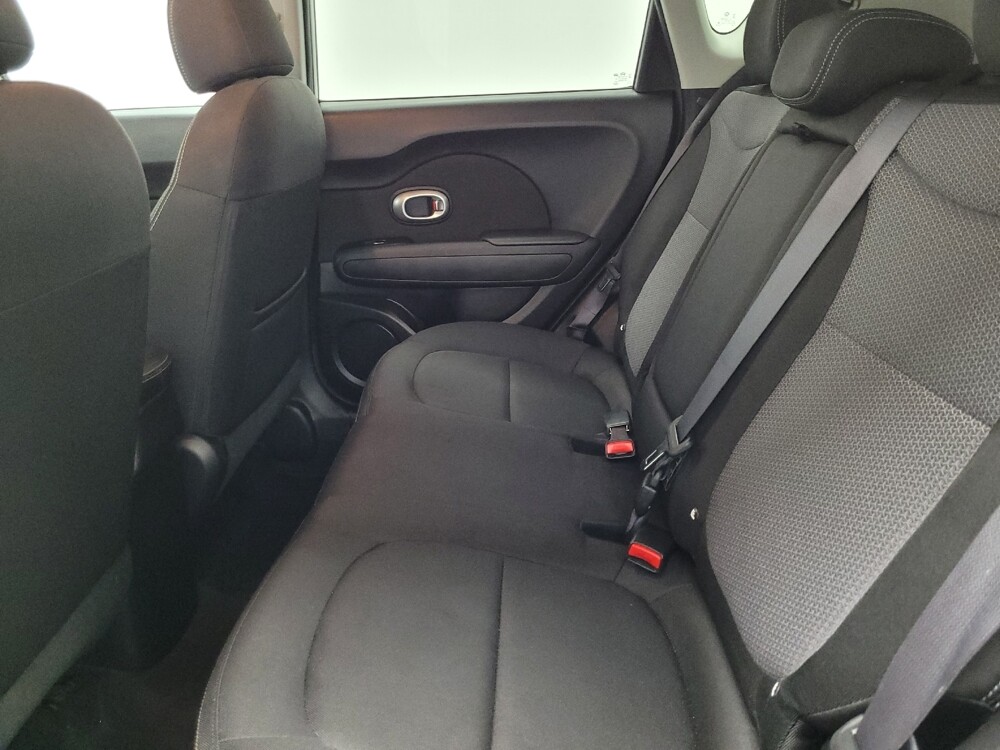 2019 Kia Soul in Las Vegas, NV 89102 - 18091567 18