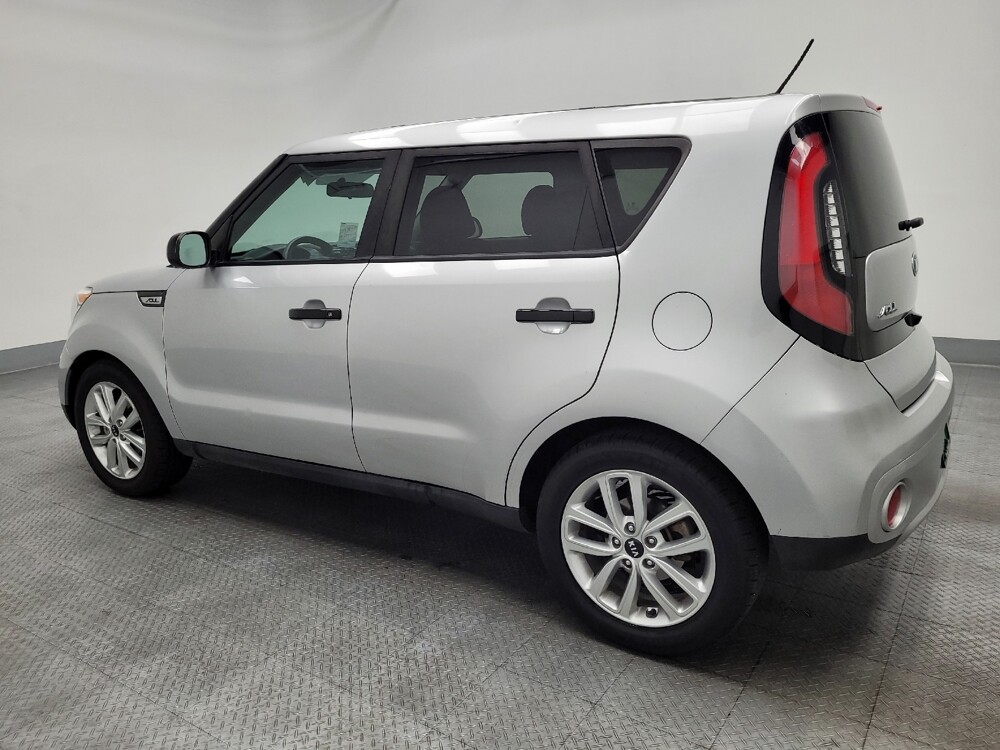 2019 Kia Soul in Las Vegas, NV 89102 - 18091567 3