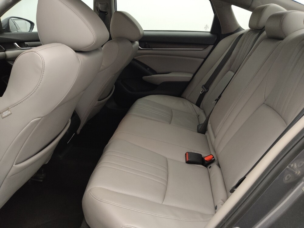 2018 Honda Accord in Fort Myers, FL 33907 - 18091577 18