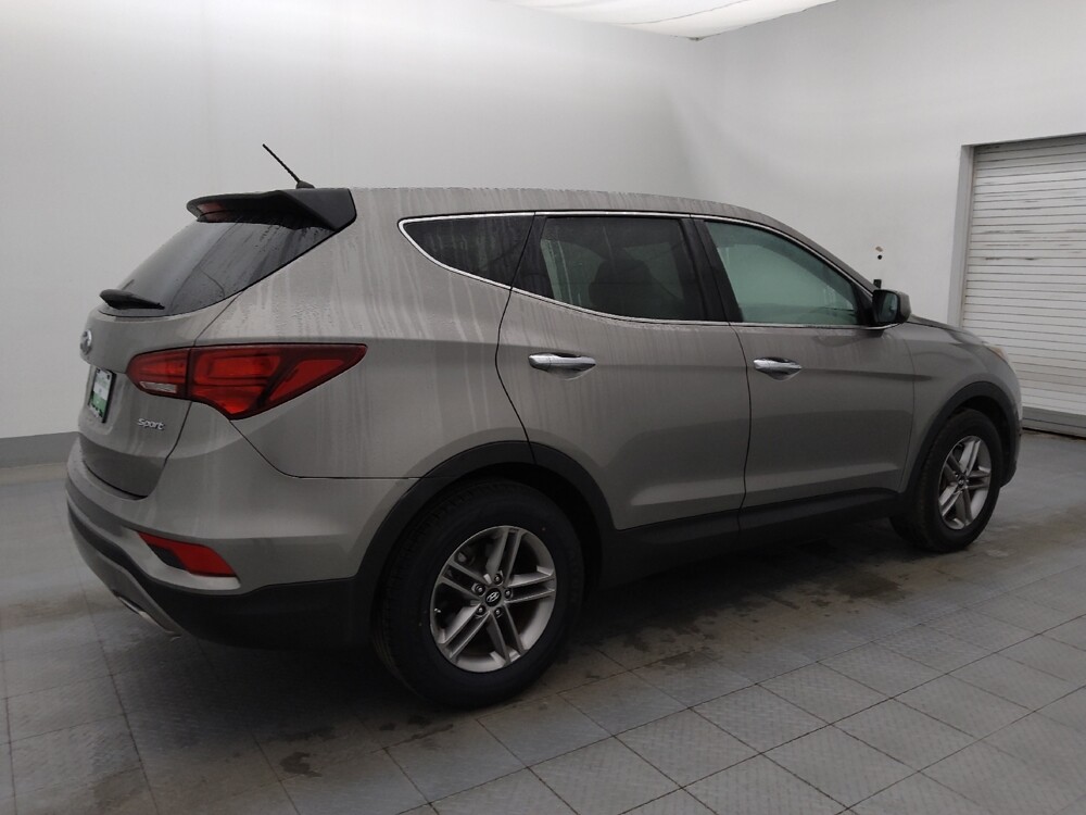 2018 Hyundai Santa Fe in Tampa, FL 33619 - 18091579 10