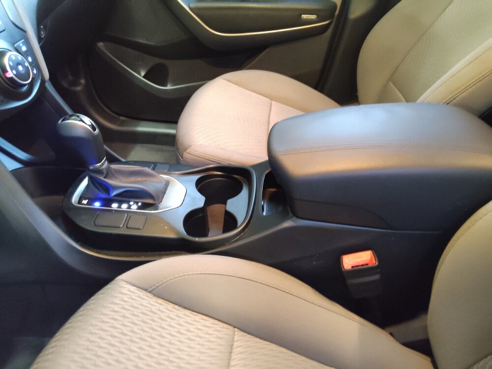 2018 Hyundai Santa Fe in Tampa, FL 33619 - 18091579 26