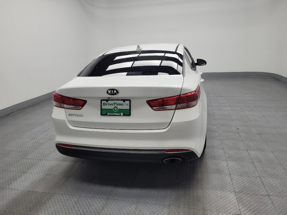 2017 Kia Optima in Las Vegas, NV 89102 - 18091582 7
