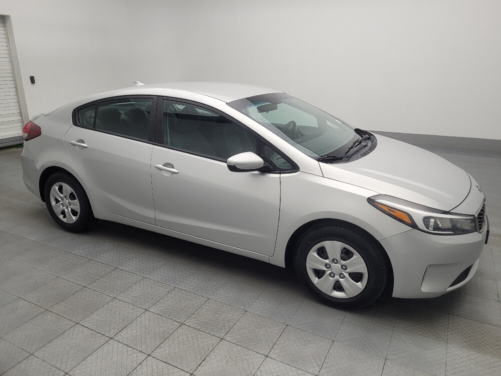 2017 Kia Forte in Ocala, FL 34471 - 18091587 11