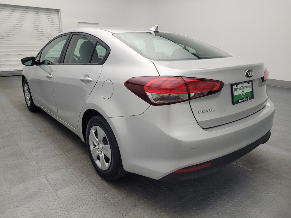 2017 Kia Forte in Ocala, FL 34471 - 18091587 5