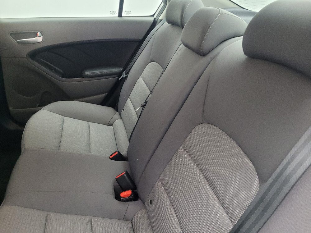 2017 Kia Forte in Ocala, FL 34471 - 18091587 18