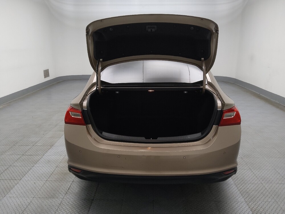 2018 Chevrolet Malibu in Lombard, IL 60148 - 18091590 29