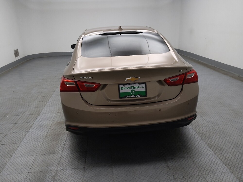 2018 Chevrolet Malibu in Lombard, IL 60148 - 18091590 6