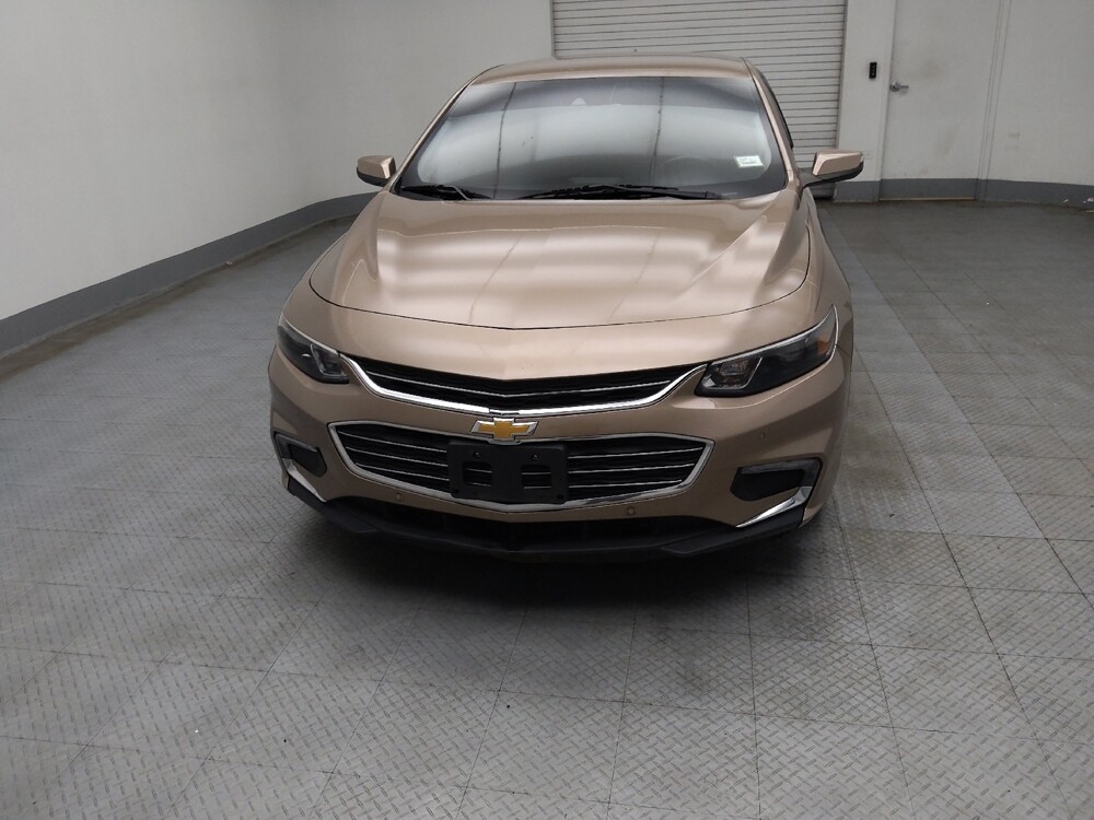 2018 Chevrolet Malibu in Lombard, IL 60148 - 18091590 15