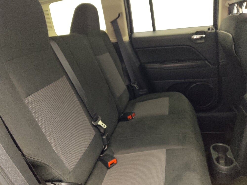 2015 Jeep Patriot in Miami, FL 33157 - 18091591 19