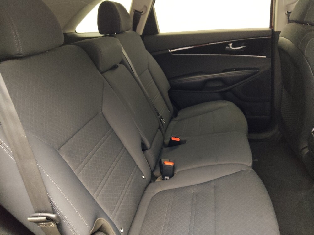 2019 Kia Sorento in West Palm Beach, FL 33409 - 18091595 19