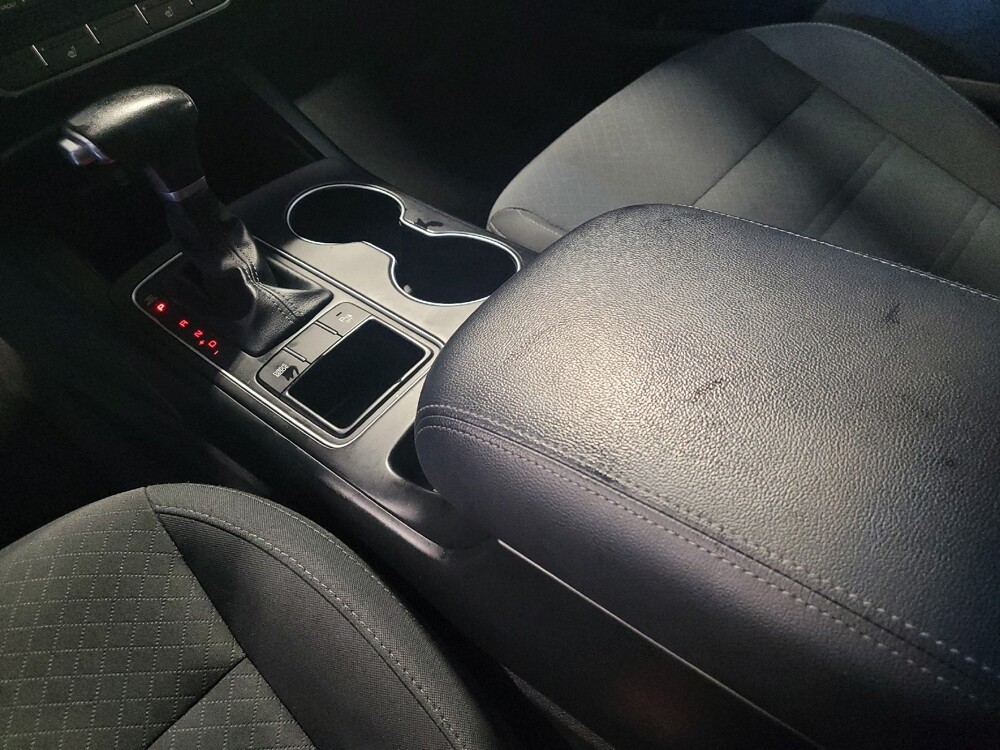 2019 Kia Sorento in West Palm Beach, FL 33409 - 18091595 26