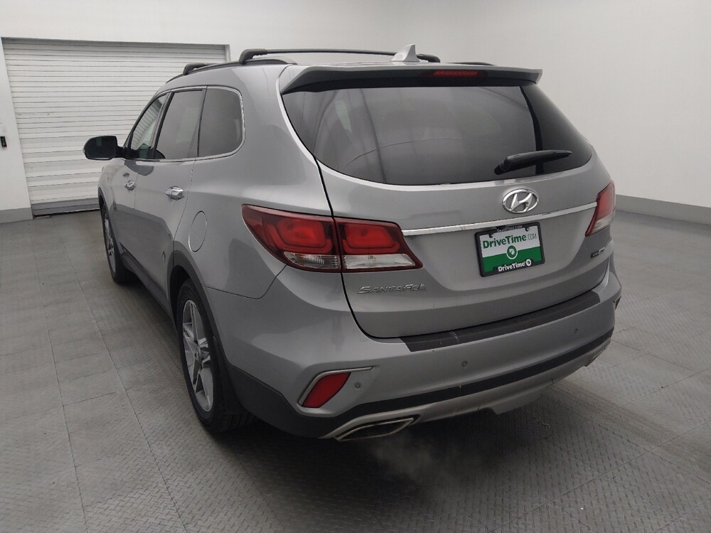 2017 Hyundai Santa Fe in Kissimmee, FL 34744 - 18091610 5