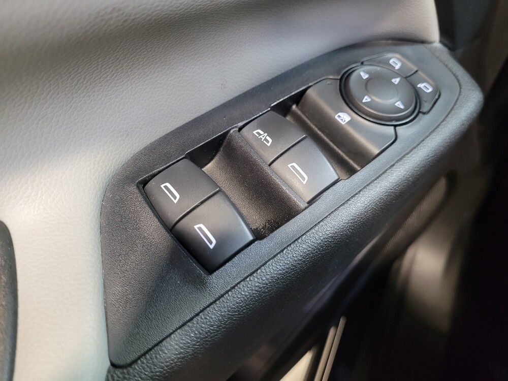 2019 Chevrolet Equinox in Downey, CA 90241 - 18091611 27