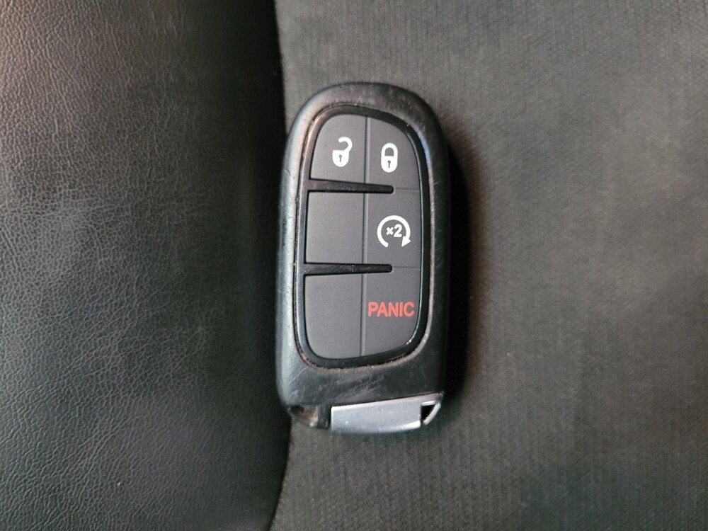 2019 Jeep Cherokee in Taylor, MI 48180 - 18091612 32