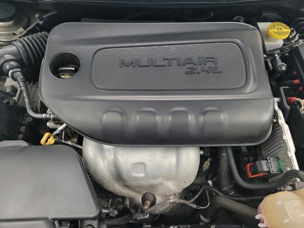 2019 Jeep Cherokee in Taylor, MI 48180 - 18091612 30