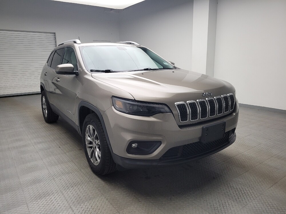 2019 Jeep Cherokee in Taylor, MI 48180 - 18091612 13