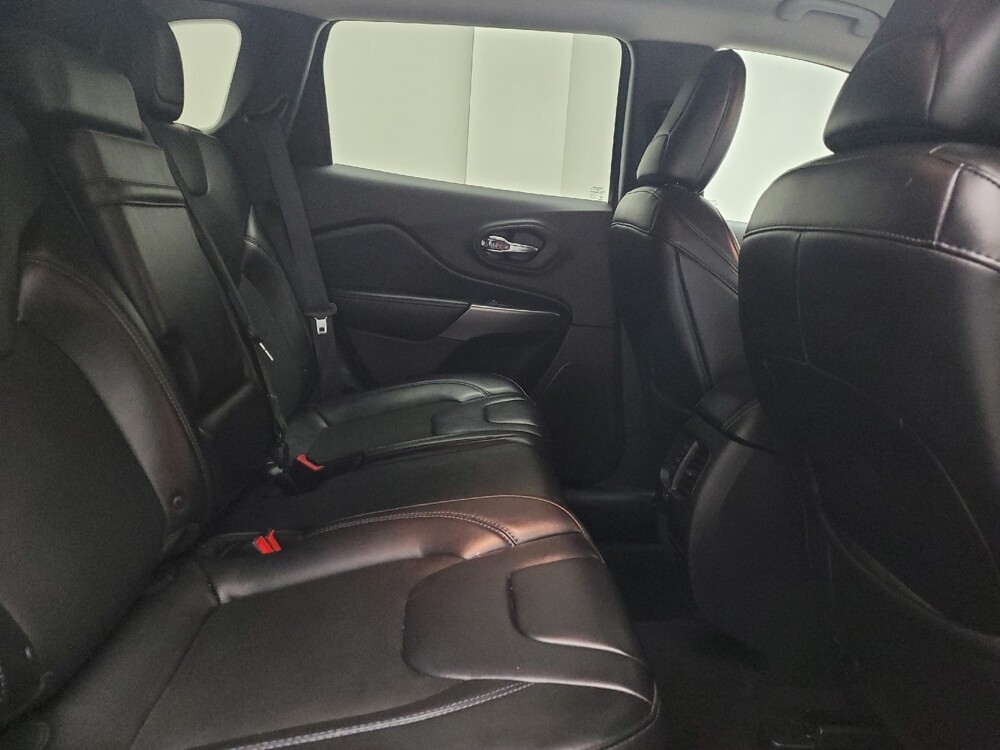 2019 Jeep Cherokee in Taylor, MI 48180 - 18091612 19