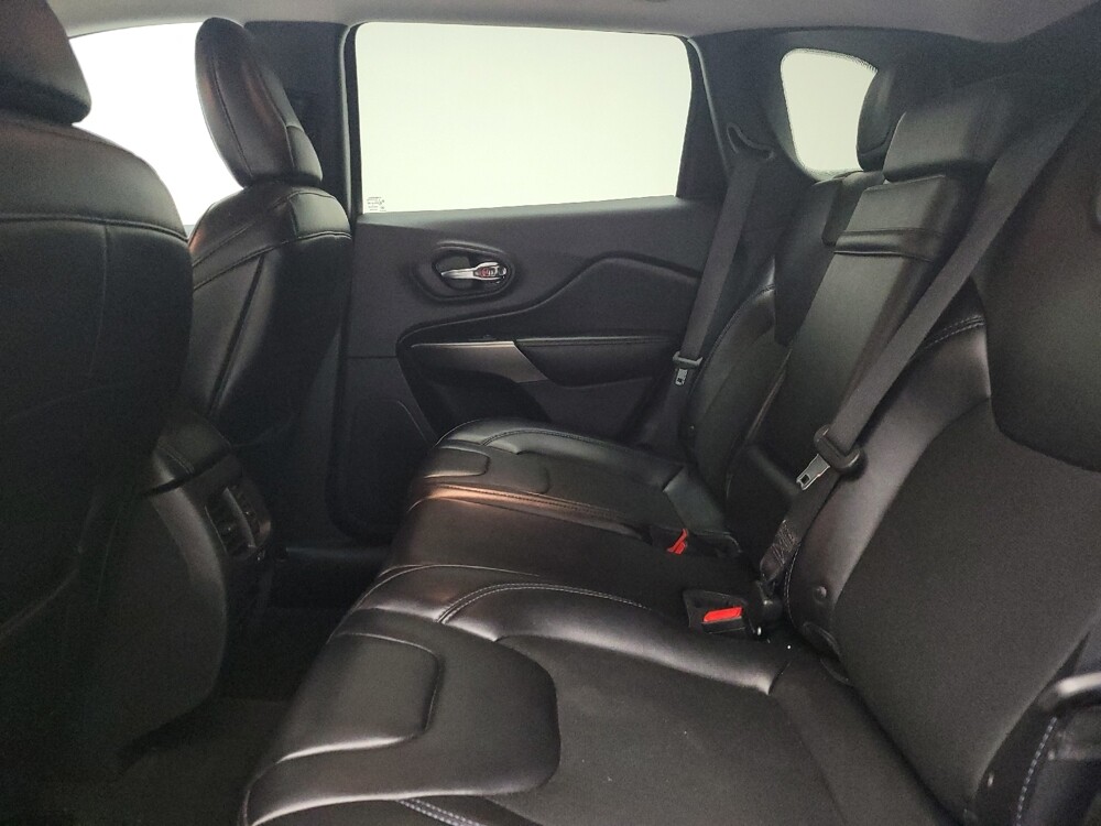 2019 Jeep Cherokee in Taylor, MI 48180 - 18091612 18