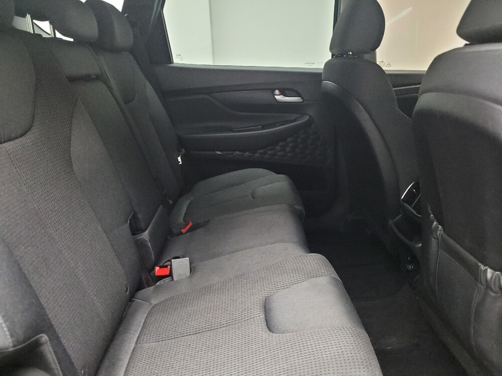 2019 Hyundai Santa Fe in Taylor, MI 48180 - 18091613 19