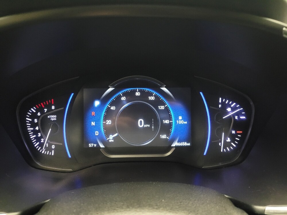 2019 Hyundai Santa Fe in Taylor, MI 48180 - 18091613 23