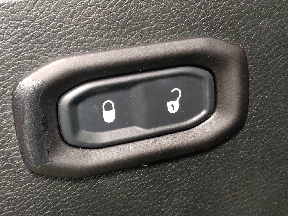 2018 Jeep Wrangler in Salem, VA 24153 - 18091614 27