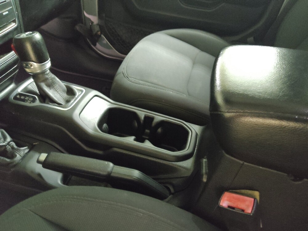 2018 Jeep Wrangler in Salem, VA 24153 - 18091614 26