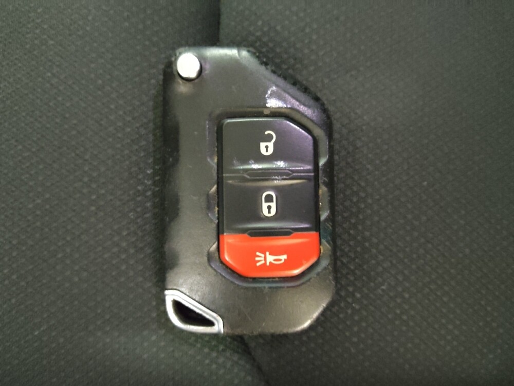 2018 Jeep Wrangler in Salem, VA 24153 - 18091614 32