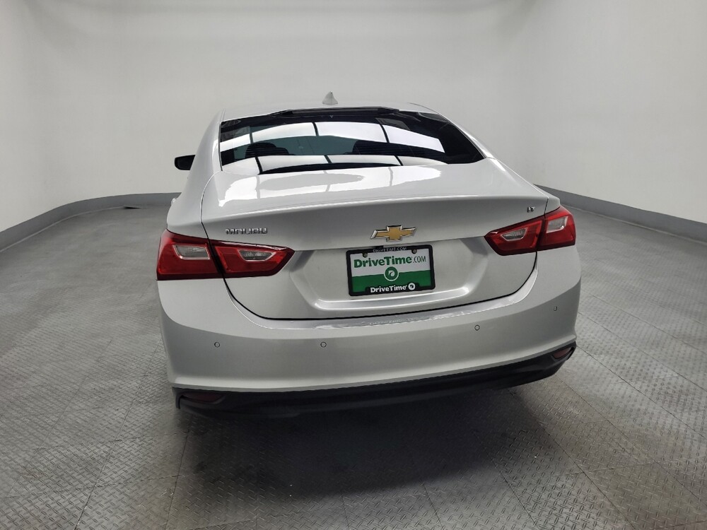 2018 Chevrolet Malibu in Las Vegas, NV 89102 - 18091617 6