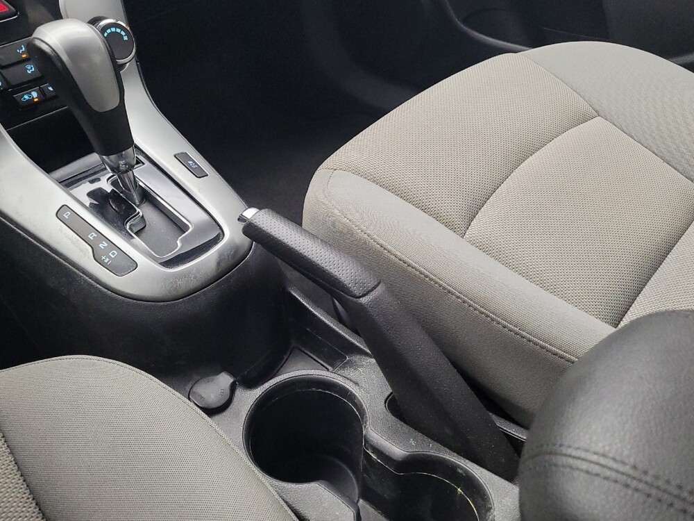 2014 Chevrolet Cruze in Antioch, TN 37013 - 18091636 26