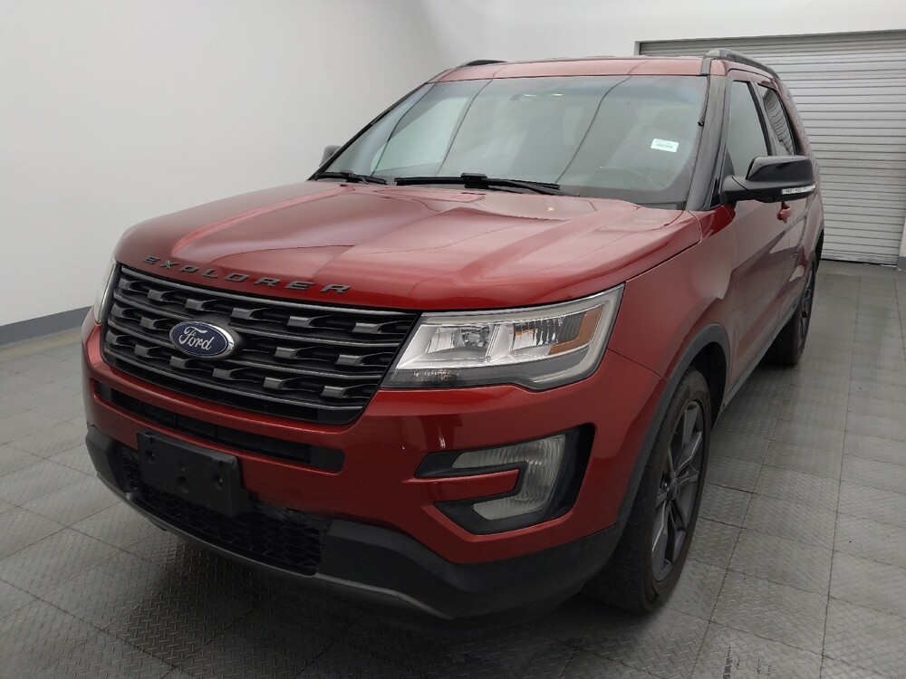 2017 Ford Explorer in Houston, TX 77074 - 18091637 15