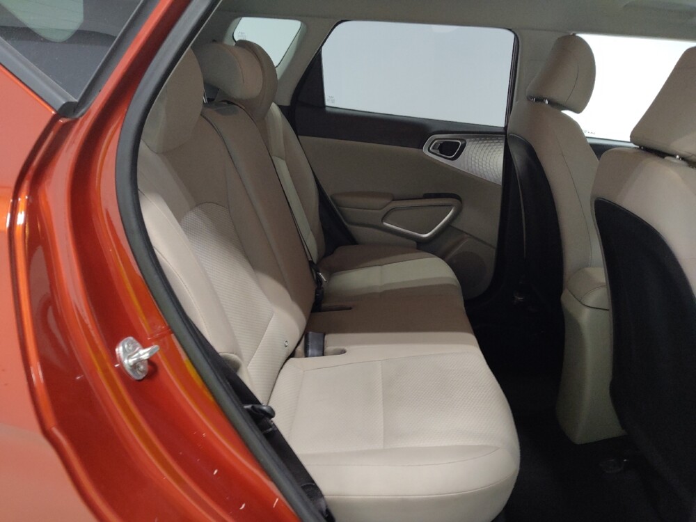 2022 Kia Soul in Columbus, OH 43231 - 18091641 19