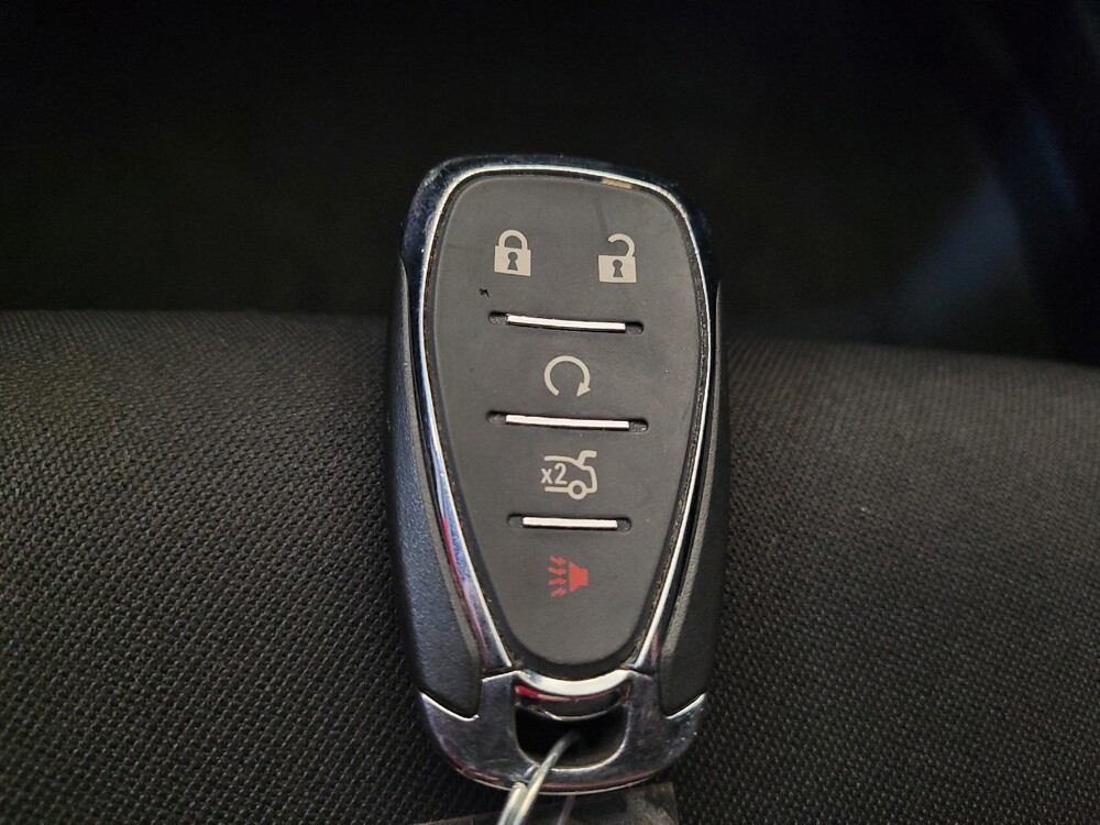 2019 Chevrolet Malibu in Louisville, KY 40258 - 18091642 32