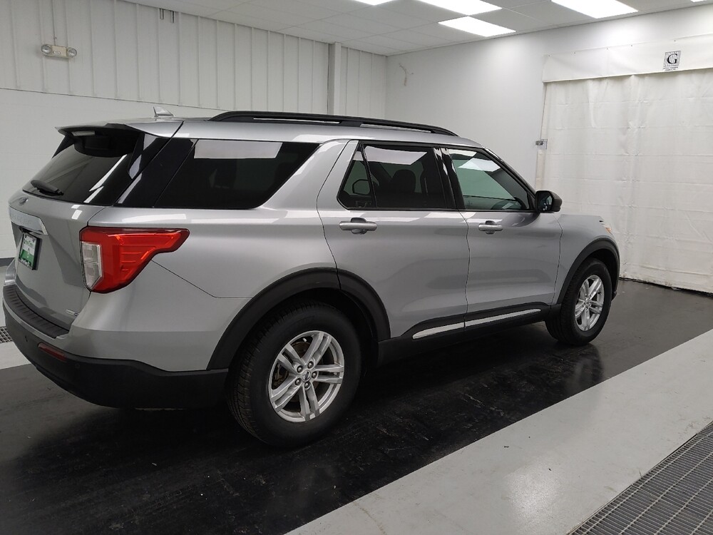 2020 Ford Explorer in St. Louis, MO 63125 - 18091649 10
