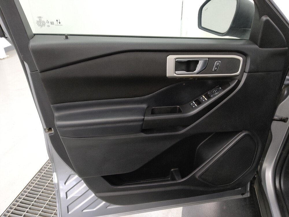 2020 Ford Explorer in St. Louis, MO 63125 - 18091649 27