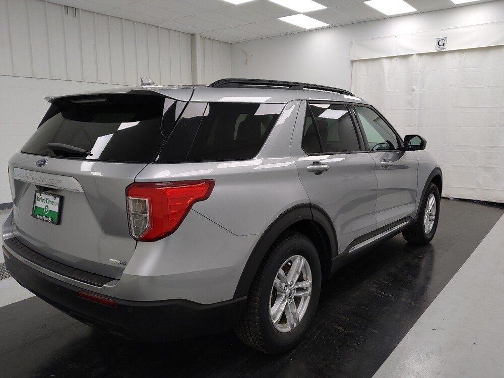 2020 Ford Explorer in St. Louis, MO 63125 - 18091649 9