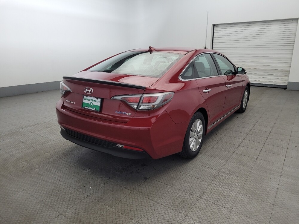2016 Hyundai Sonata in New Castle, DE 19720 - 18091675 9
