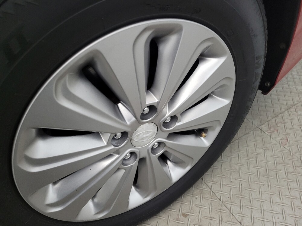 2016 Hyundai Sonata in New Castle, DE 19720 - 18091675 31